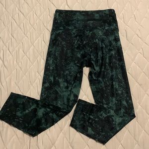 Zobha Green and Black Leggings
